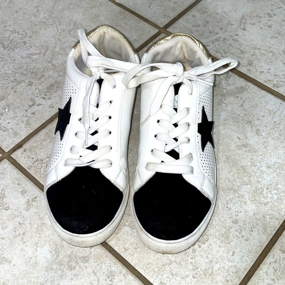 Cute sneakers!